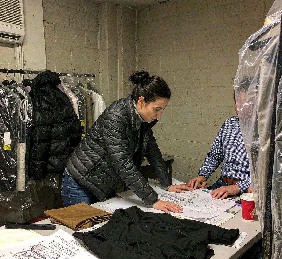 GorgeousBen fabric warehouse inspection during a clothing factory audit checklist walk-through
